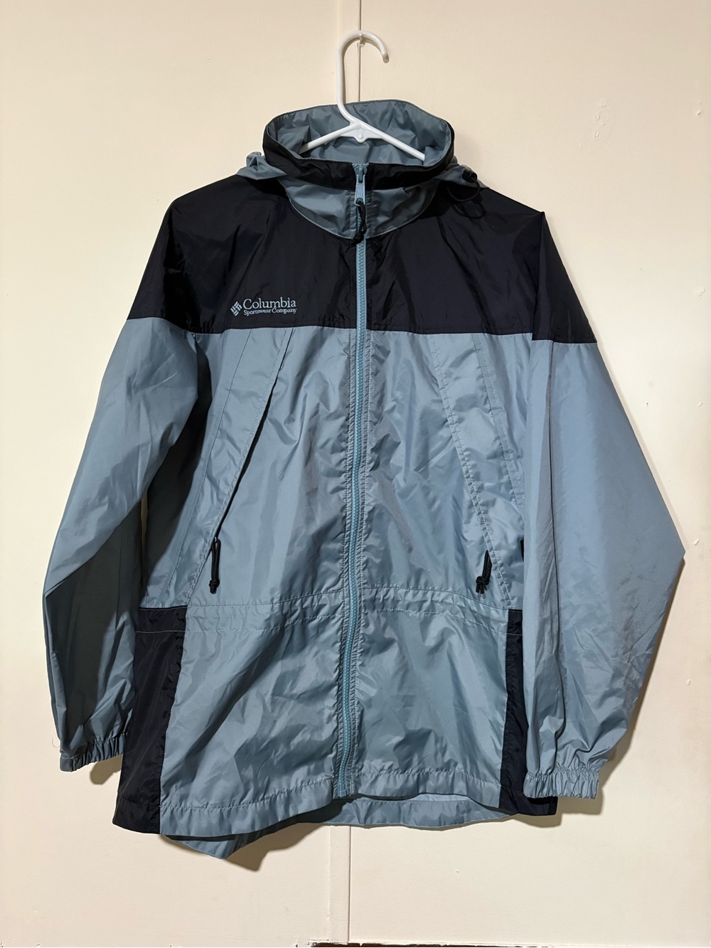 Columbia Two-Tone Hooded Windbreaker Jacket - Grey & Black